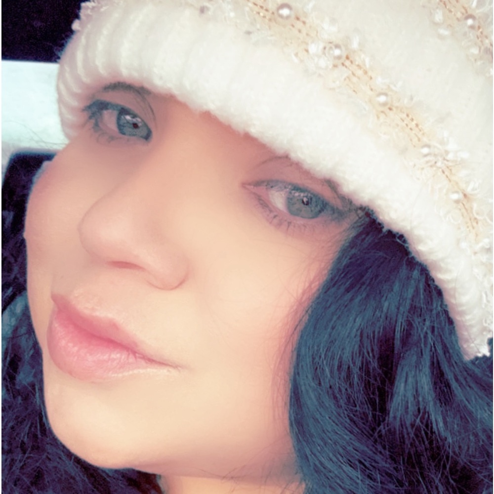 Meet your Posher, Maria